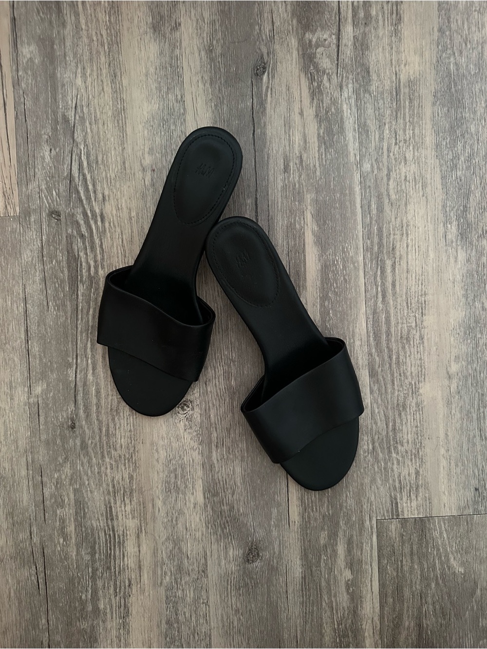 H&M Black Kitten Heels